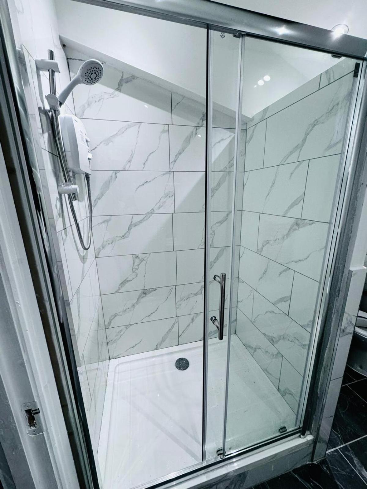 Naas Town - Budget Double Bedrooms エクステリア 写真