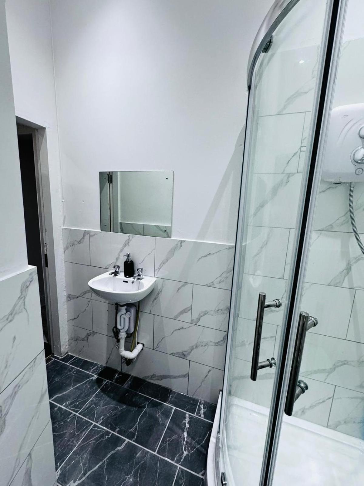 Naas Town - Budget Double Bedrooms エクステリア 写真